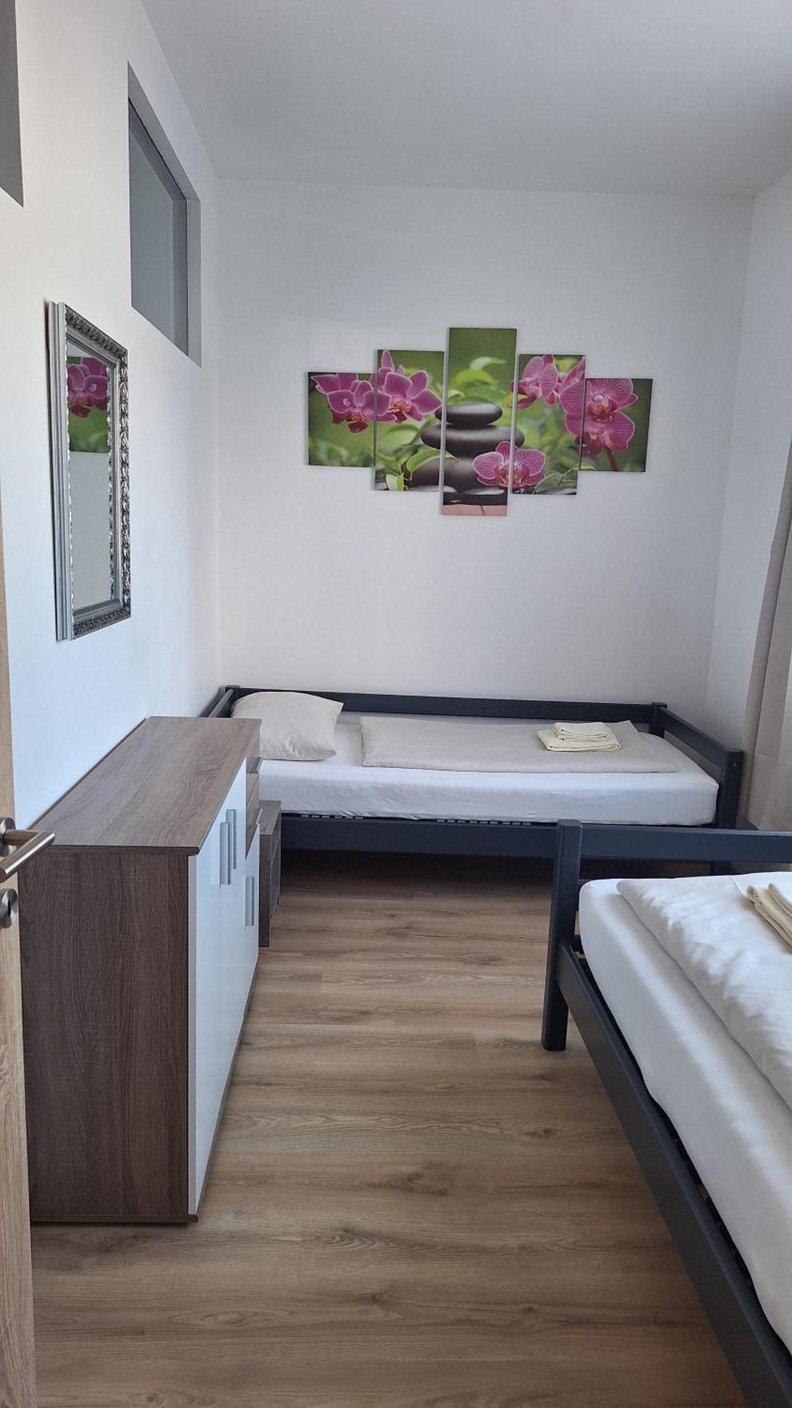 Pension Haus Nova Vídeňské Nové Město Exteriér fotografie