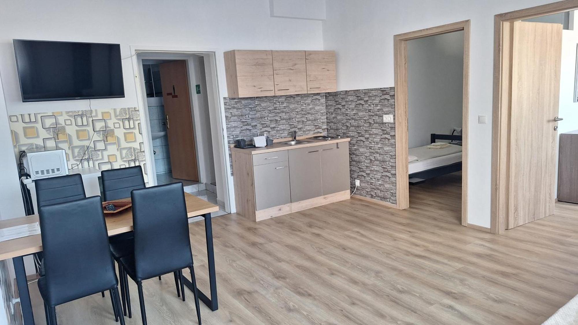 Pension Haus Nova Vídeňské Nové Město Exteriér fotografie