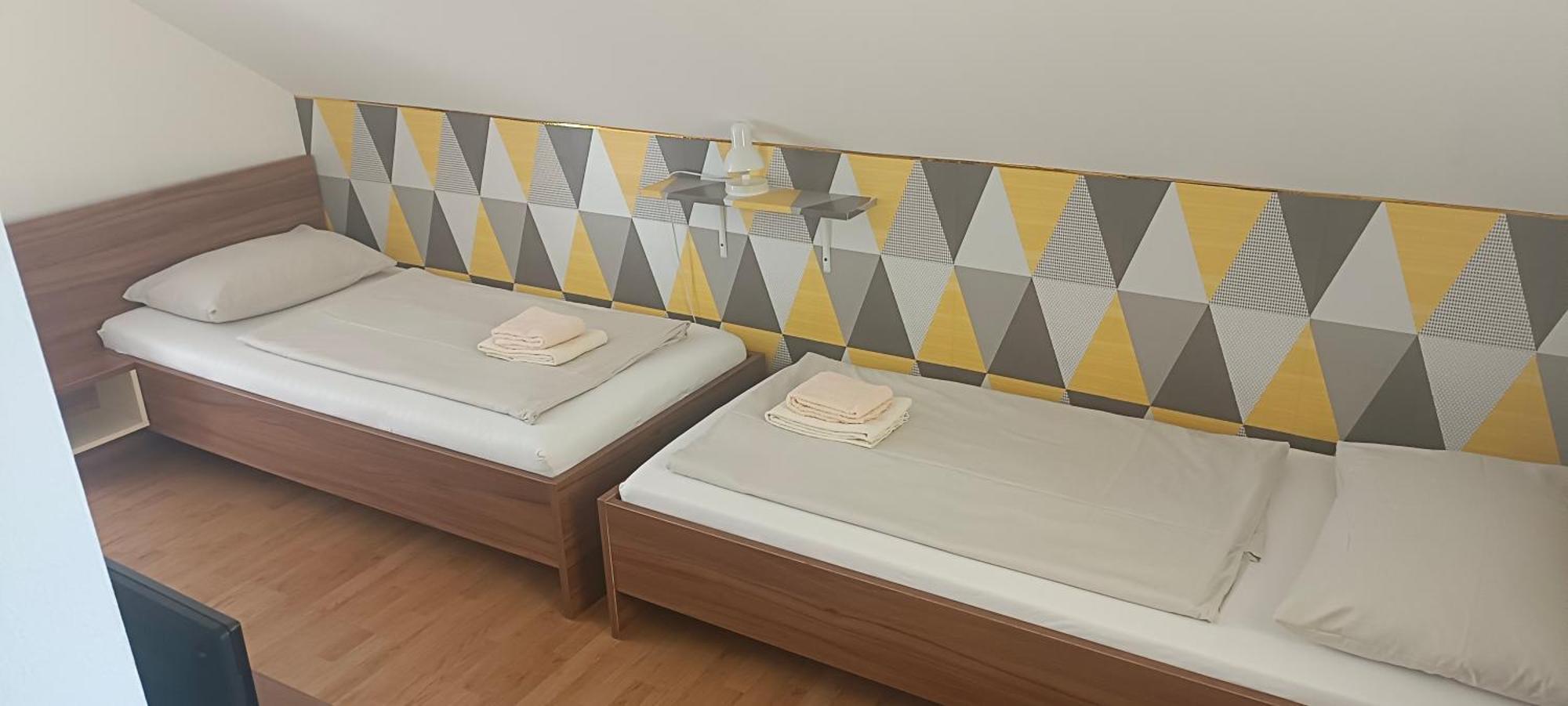 Pension Haus Nova Vídeňské Nové Město Exteriér fotografie